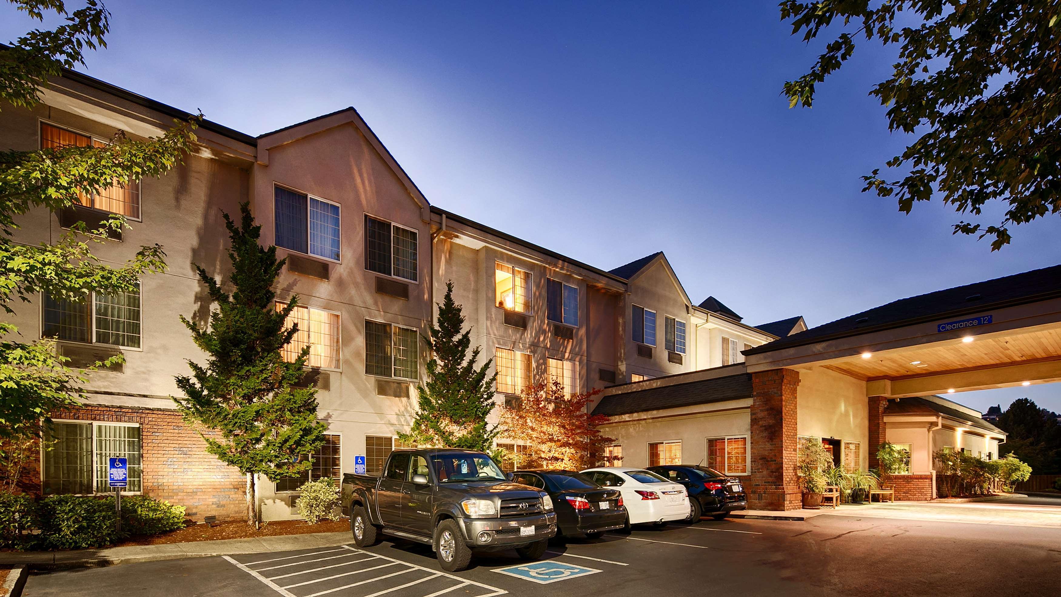 Best Western Plus Northwind Inn & Suites Tigard Exterior foto